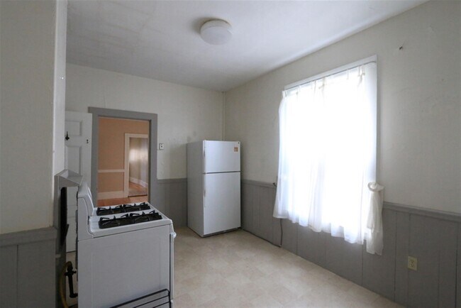 Building Photo - 55 Rindge Ave