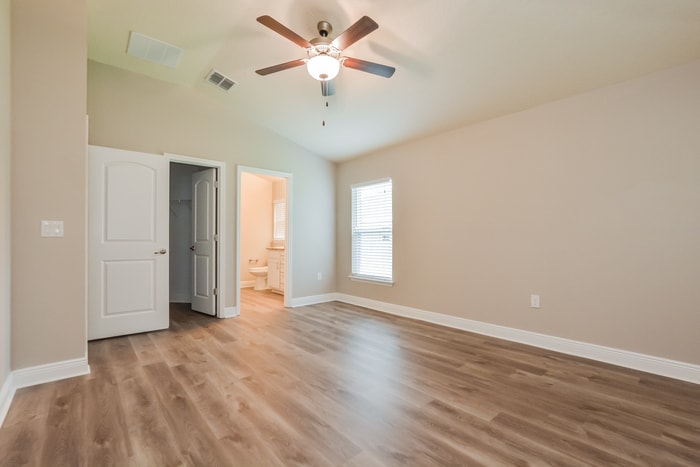 Building Photo - 804 Chelsea Ave