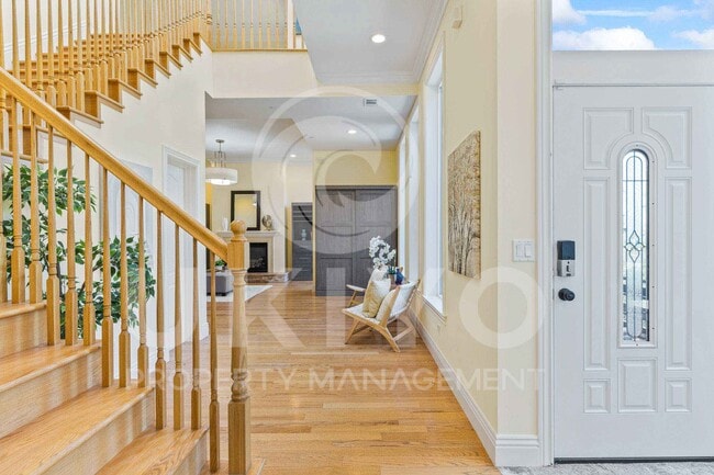 Building Photo - 6588 Longwalk Dr