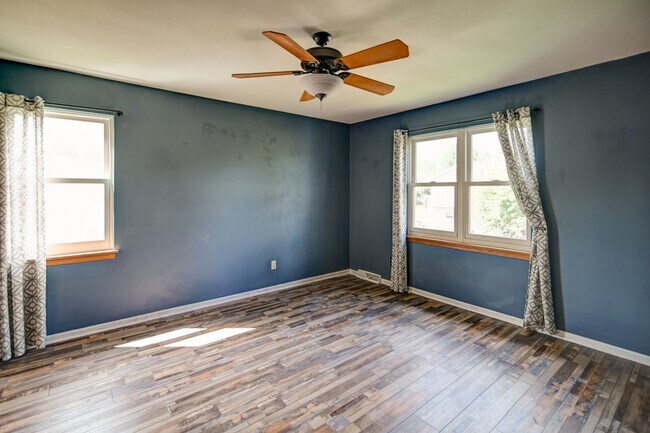 Building Photo - 1398 Prairie Rose Dr