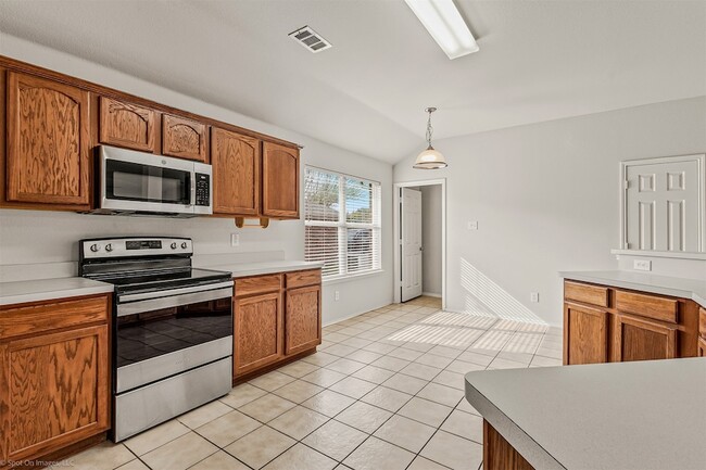 Building Photo - 1941 Harvester Dr