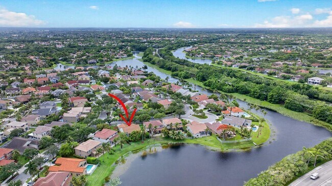Building Photo - 370 Carrington Dr