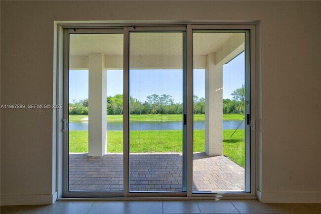 Building Photo - 4390 SW 122nd Terrace