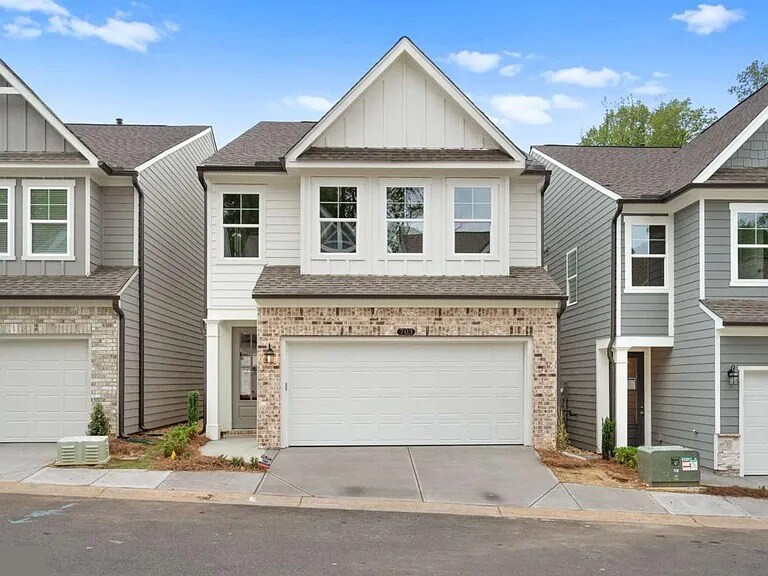 Building Photo - 703 Smokey Quartz Way