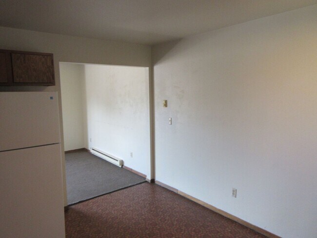 Building Photo - 1433 Eagles Nest Cir