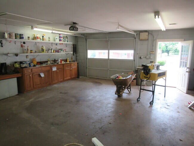Building Photo - Charming All-Brick Ranch with Finished Bas...