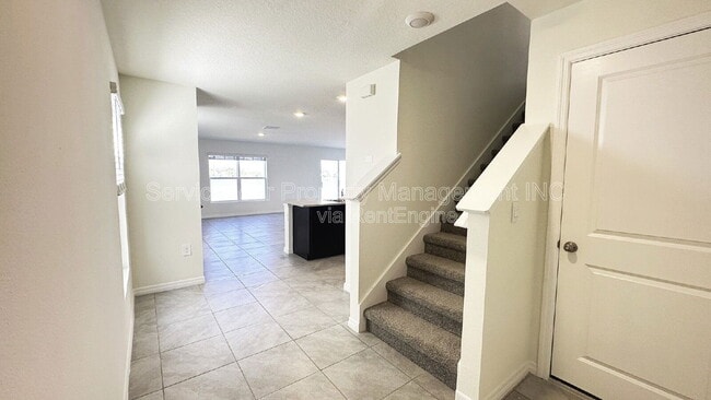 Building Photo - 2926 Rock Sound St