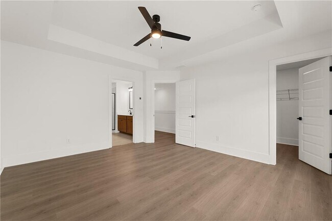 Building Photo - 3575 Overlook Rd NW