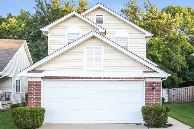 Building Photo - 1052 Mulberry Way