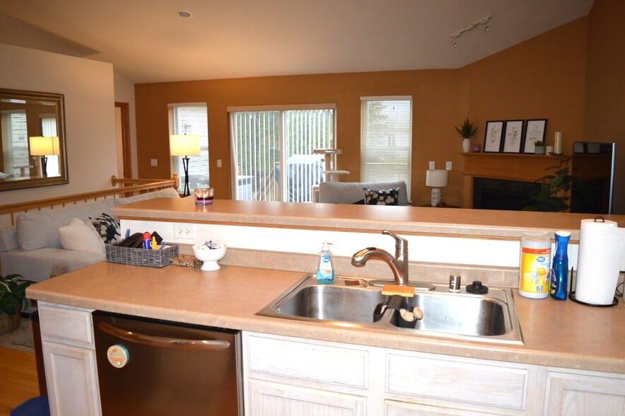 Building Photo - 2995 Kentville Dr