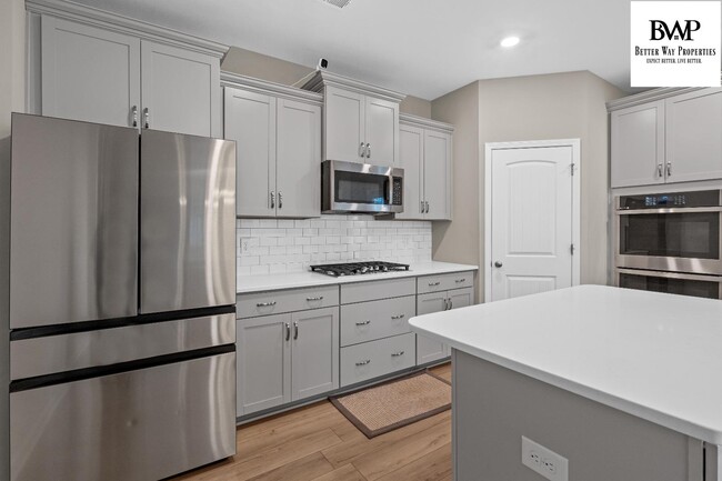 Building Photo - 525 Harbour Pointe Dr