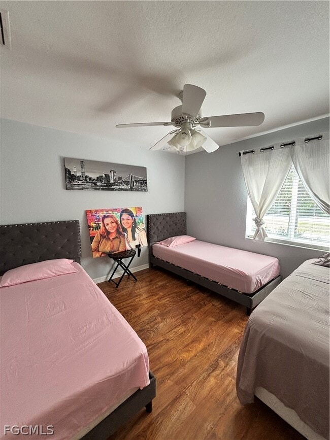 Building Photo - 17533 Holly Oak Ave