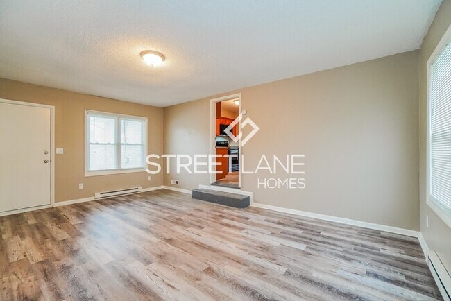 Building Photo - Charming 3 Bedroom in Columbus!