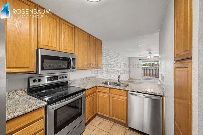 Building Photo - 4354 N 82nd St