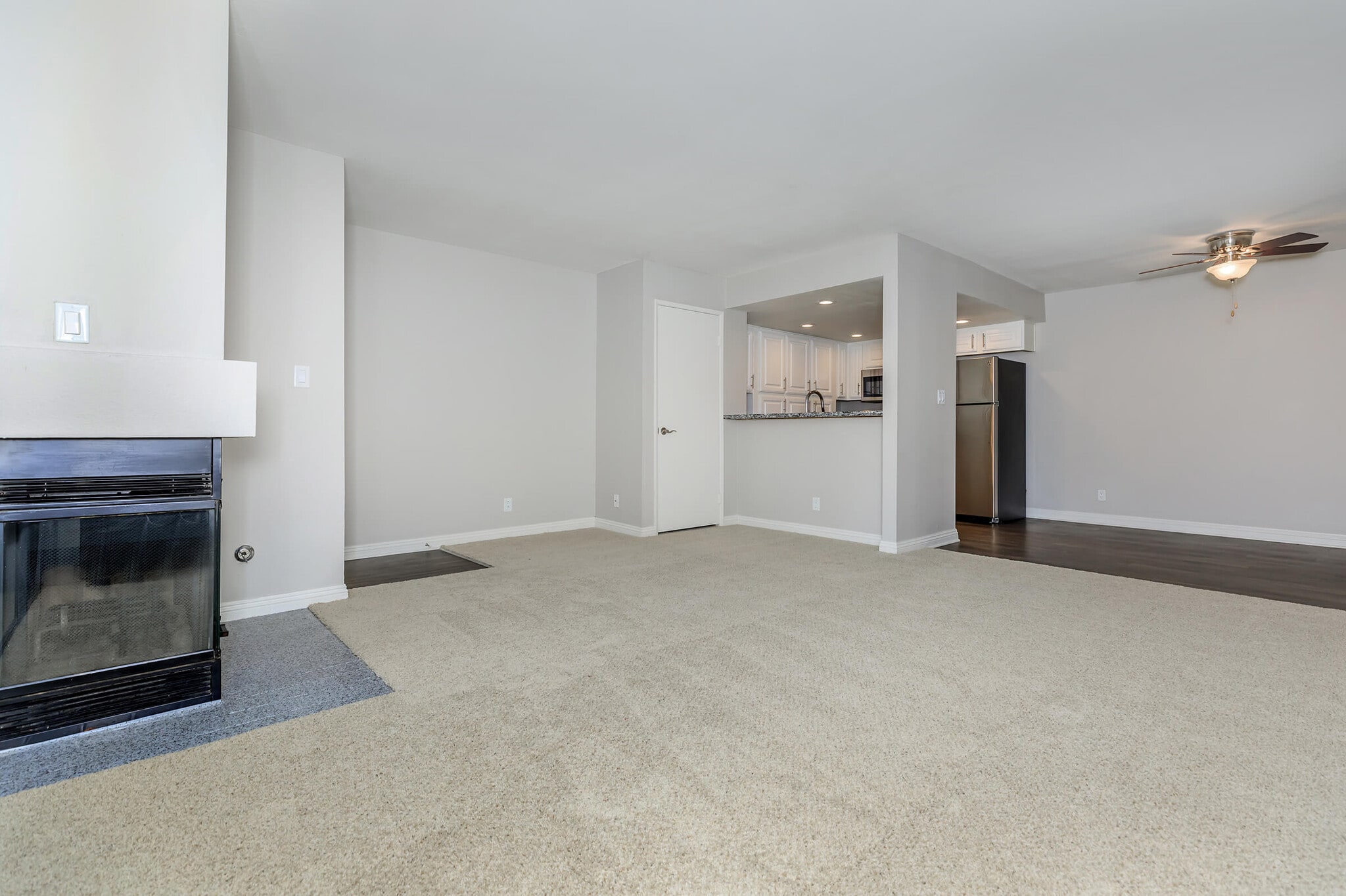 Building Photo - StoneCreek Apartment Homes
