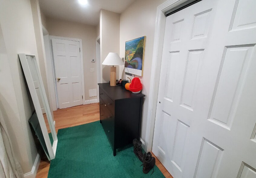 Building Photo - 283 Brookline St