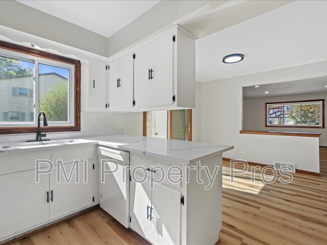 Building Photo - 8148 S 88th St