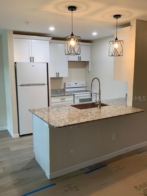 Building Photo - 850 S Tamiami Trl