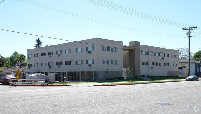 Building Photo - Woodman Manor Apartments