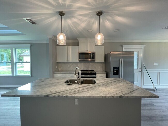 Building Photo - 91 Cloer Ln