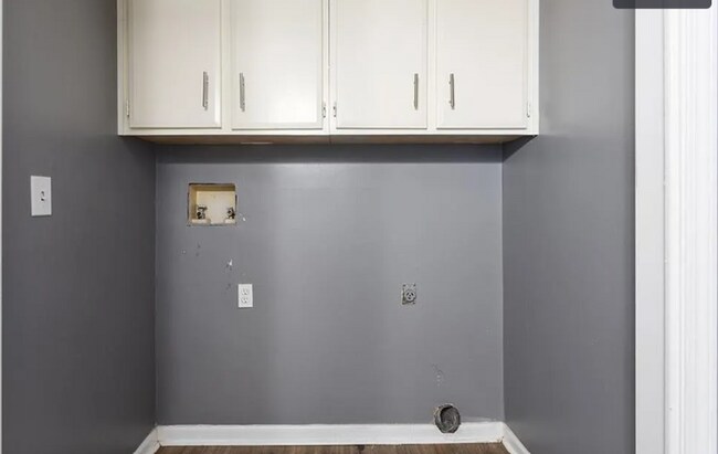 Building Photo - 14011 Dunbar Ct
