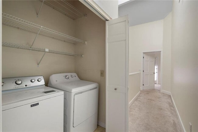 Building Photo - 1467 Monroe Dr NE