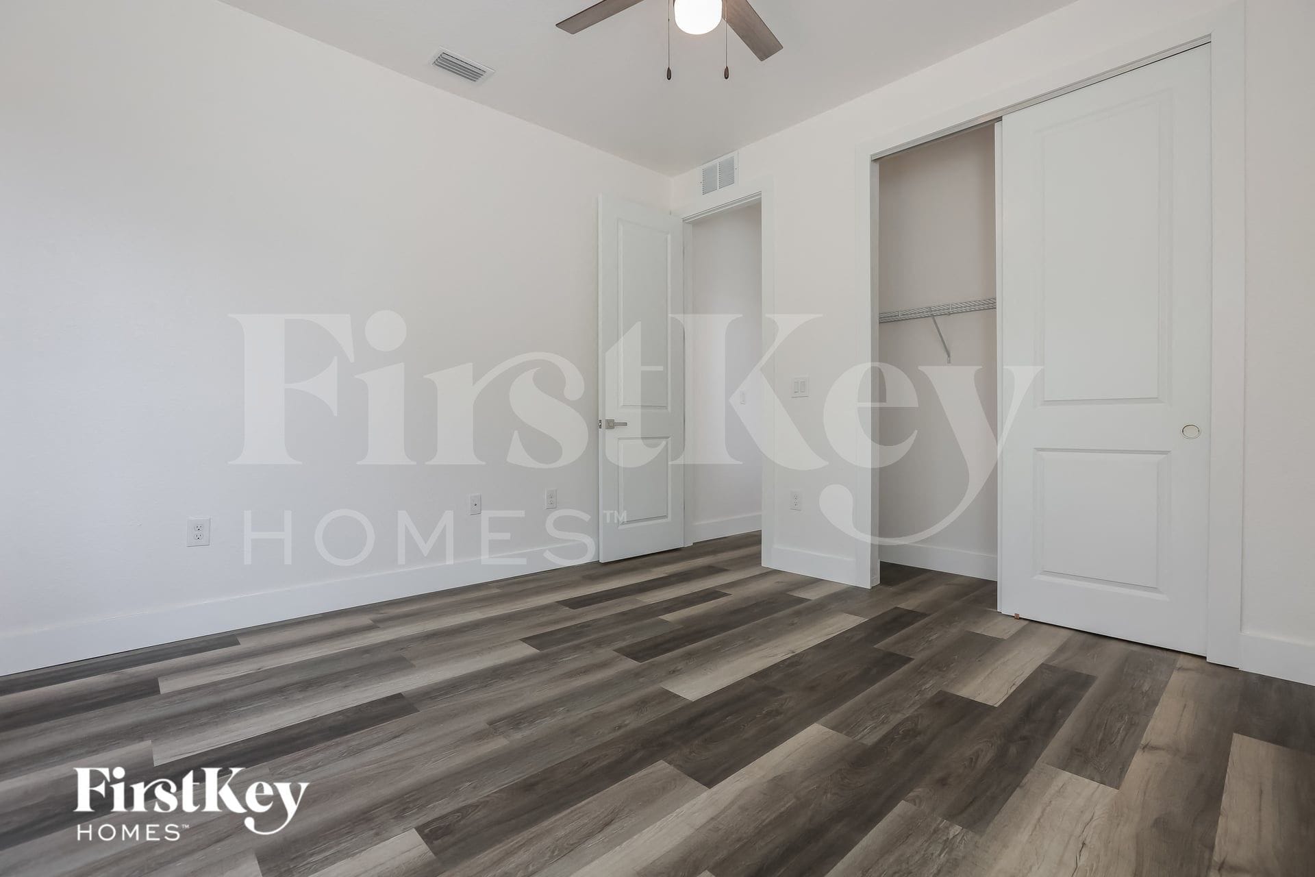 Building Photo - 2698 Escambia Cir