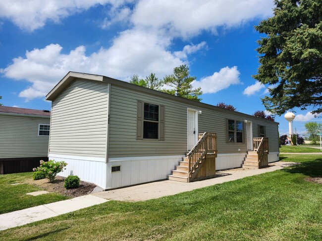 Building Photo - 402 Dorset Ln