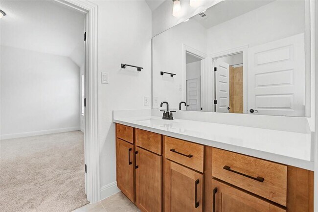 Building Photo - 104 Rocky River Rd