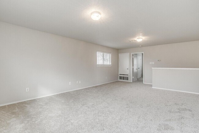 Building Photo - Ready for New Tenants- Large 3 bed, 2.5 bath in West Fort Worth- 76108