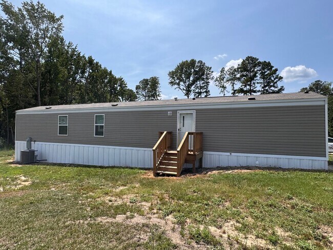 Building Photo - 2029 Bensalem Church Rd