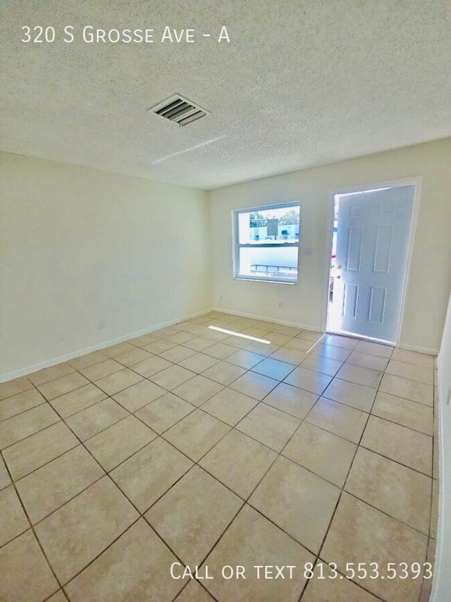 Building Photo - 320 S Grosse Ave