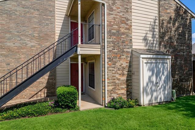 Building Photo - 4748 Old Bent Tree Ln
