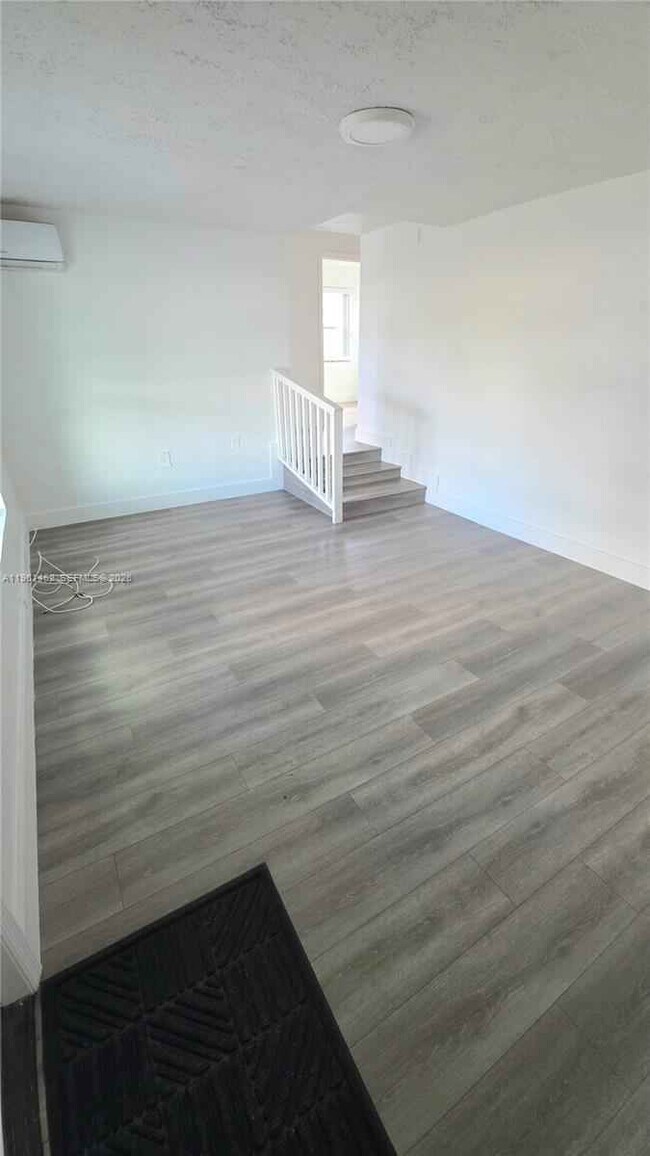 Building Photo - 6616 Raleigh St