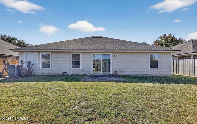 Building Photo - 9205 Redtail Dr