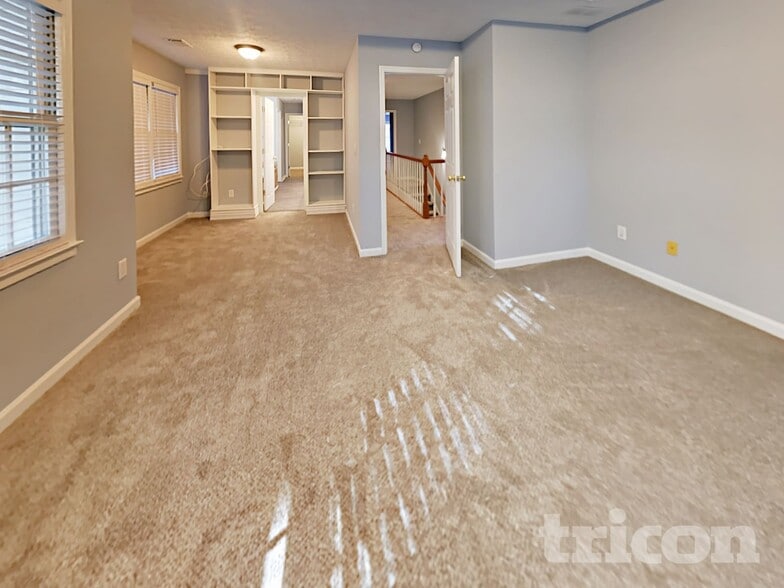 Building Photo - 3885 Marham Park Cir