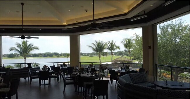 Building Photo - CALLING ALL GOLF ENTHUSIASTS ** STUNNING 2...