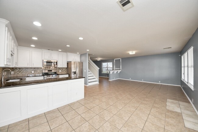 Building Photo - 2038 Eddlewood Ct
