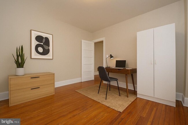 Building Photo - 236 Delmont Ave