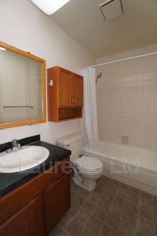 Building Photo - 5859 Newcombe Ct