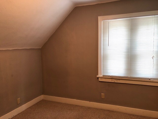 Building Photo - 410 Melrose Ct