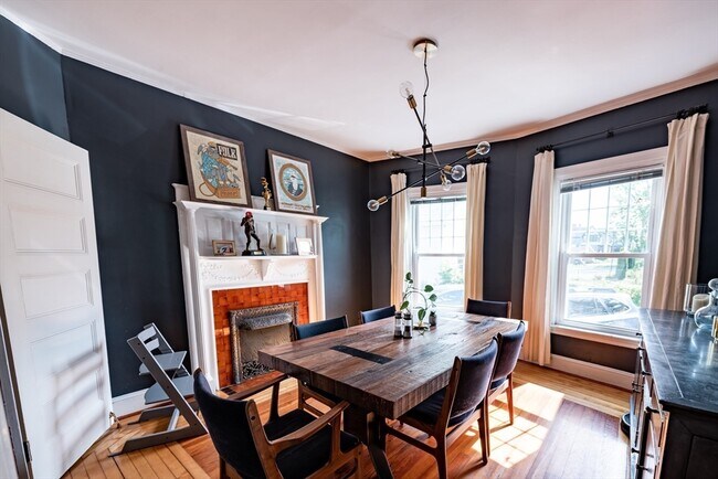 Building Photo - 4 Highland Terrace