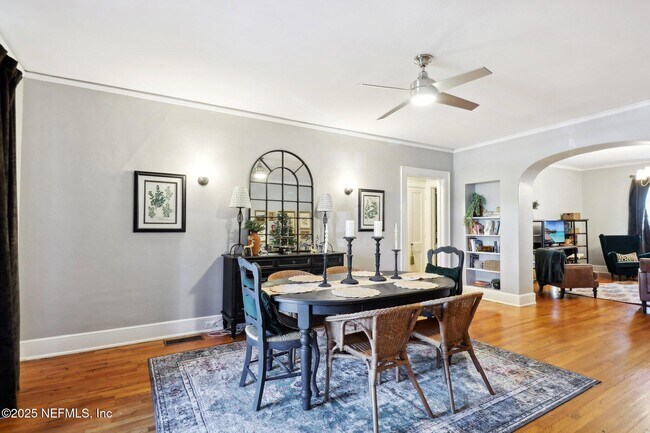 Building Photo - 2160 Forbes St