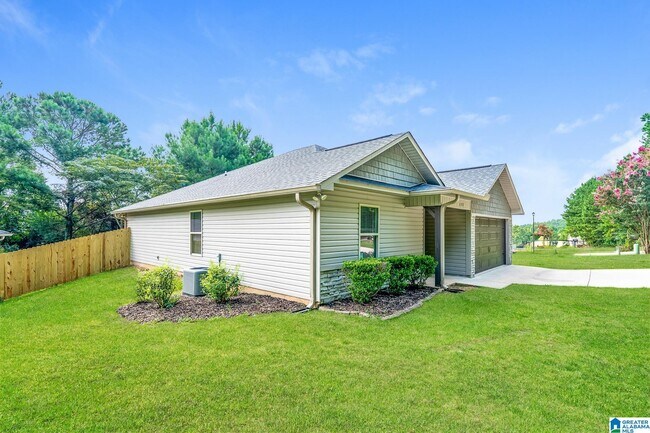Building Photo - 155 Earl Owens Dr
