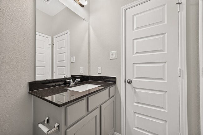 Building Photo - 30359 Limber Pines Dr
