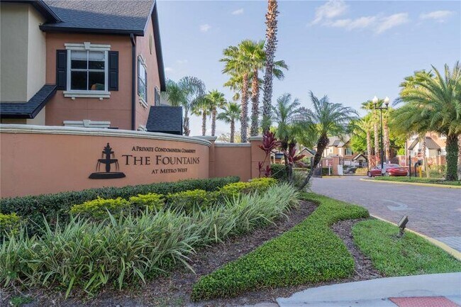 Building Photo - 6025 Westgate Dr