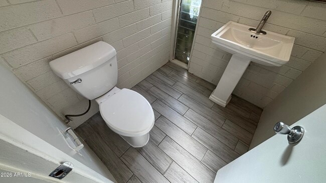 Building Photo - 7740 E Heatherbrae Ave