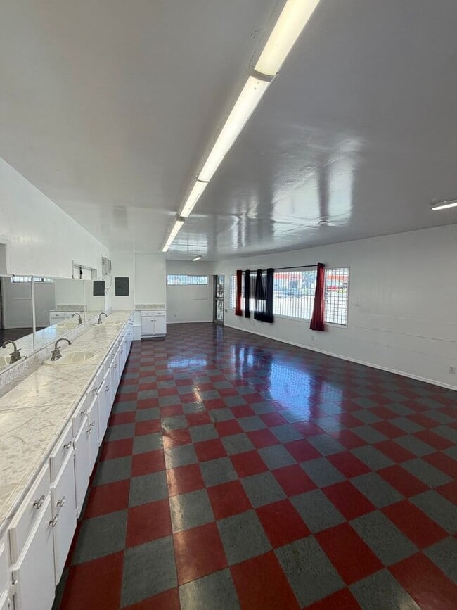 Building Photo - 13501 Paramount Blvd