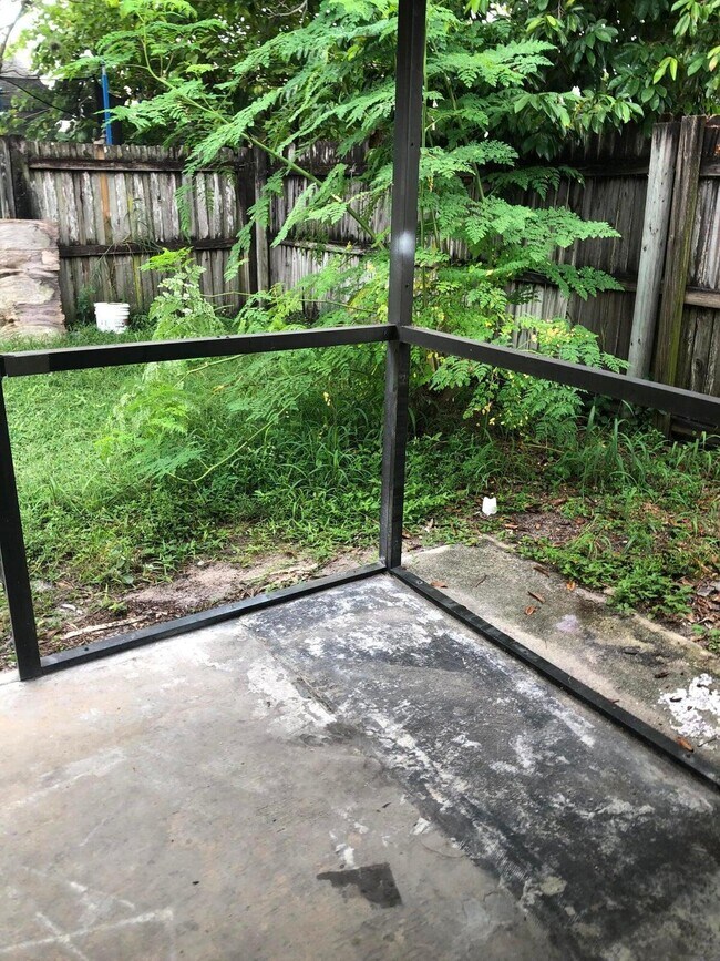 Building Photo - 5862 Triphammer Rd