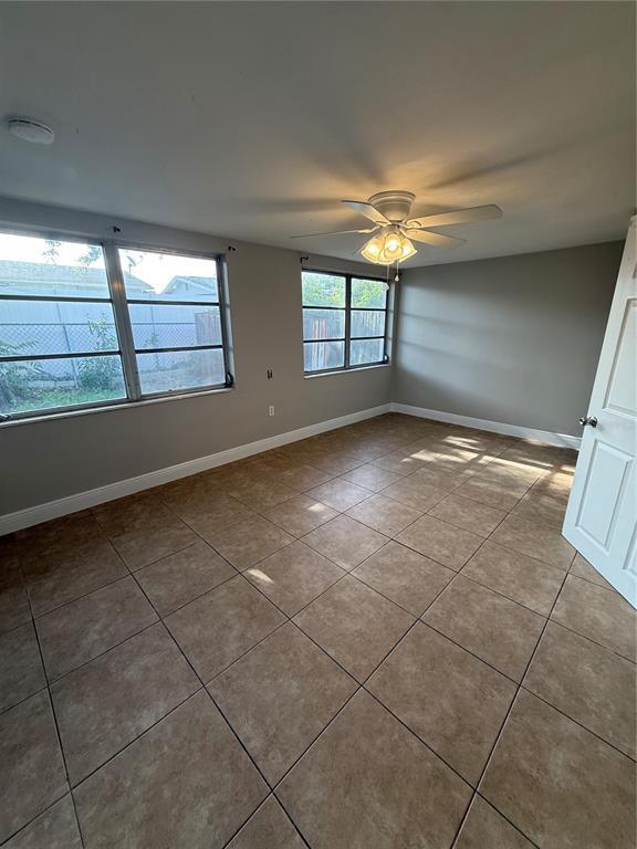 Building Photo - 4624 Durney St